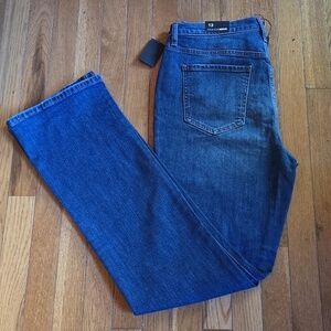 Fashion Nova Women's High Rise Boot Cut Jeans Size 13 NWT